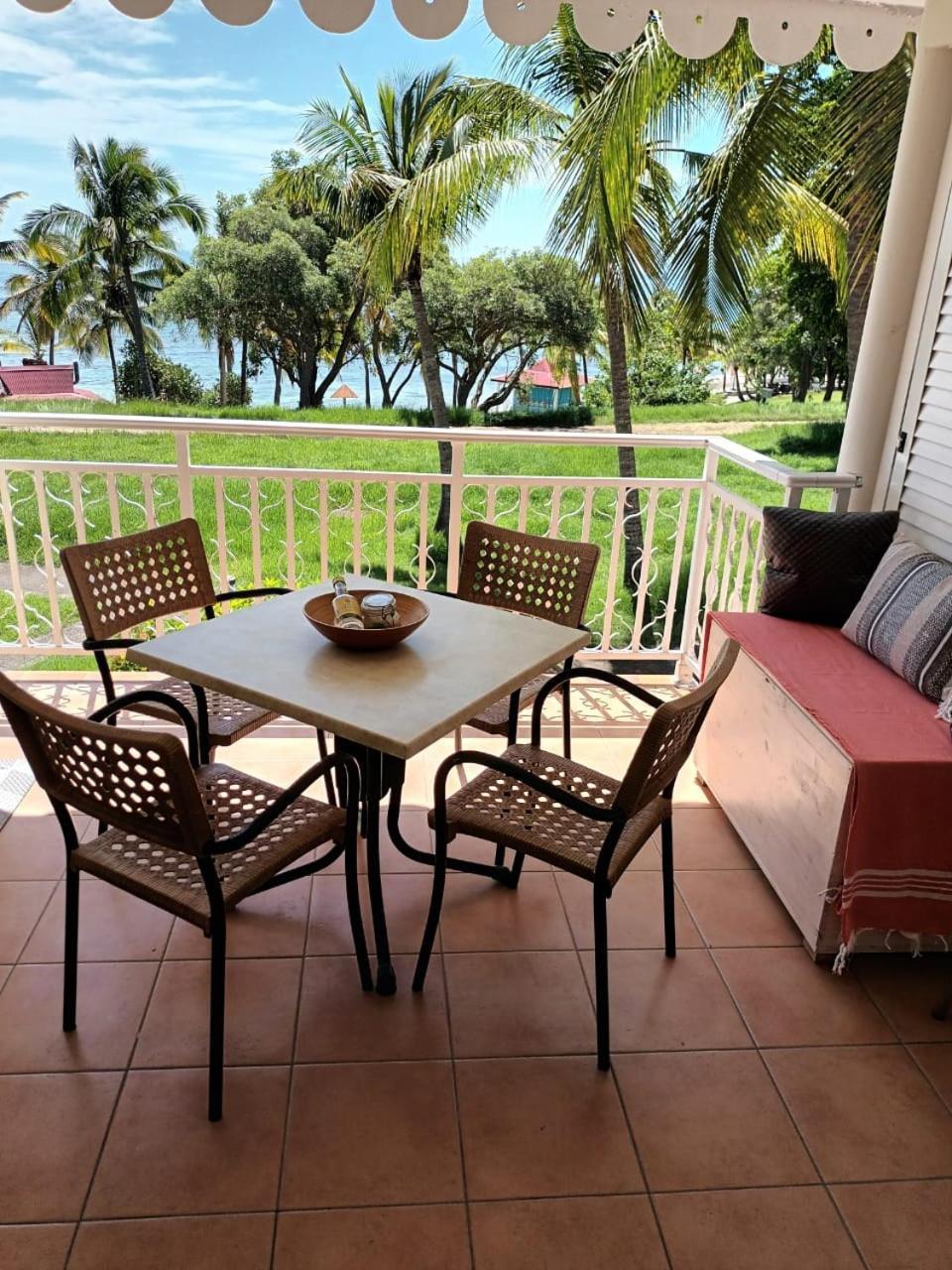 At Home Sainte-Anne  Bagian luar foto